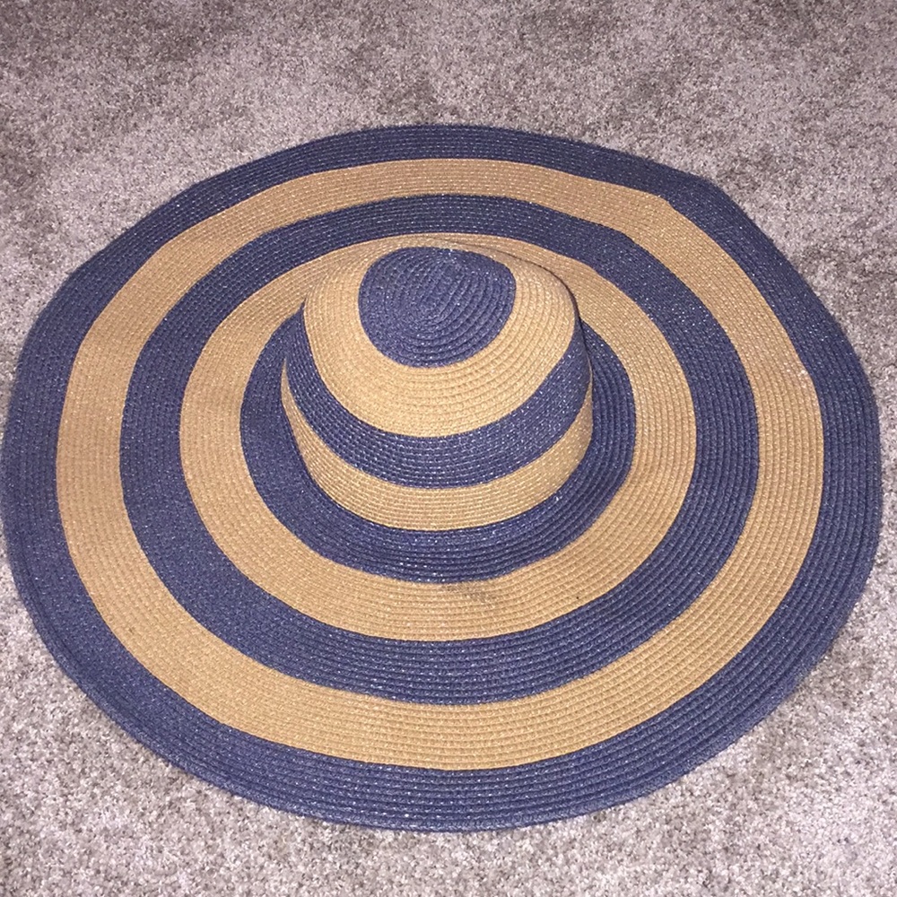 Isaac Mizrahi Blue/Camel Paper Straw Floppy Hat